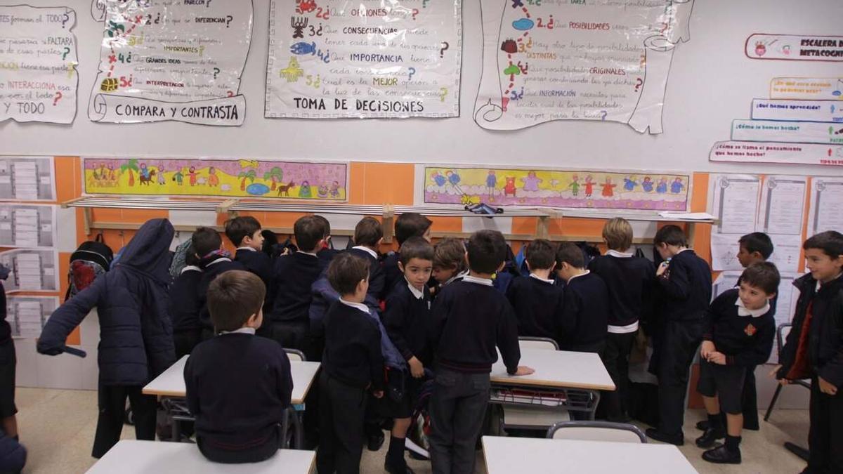 Escolares de uno de los colegios de educación diferenciada.