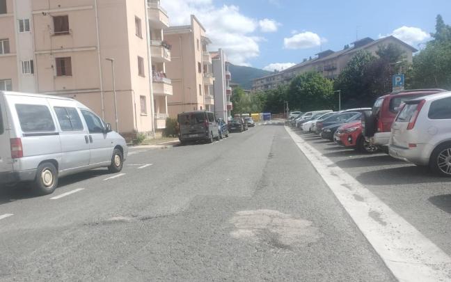 El tramo de San Miguel de Bedarreta que se asfaltará, y también se realizarán "pequeñas reparaciones" en las calle adyacentes.