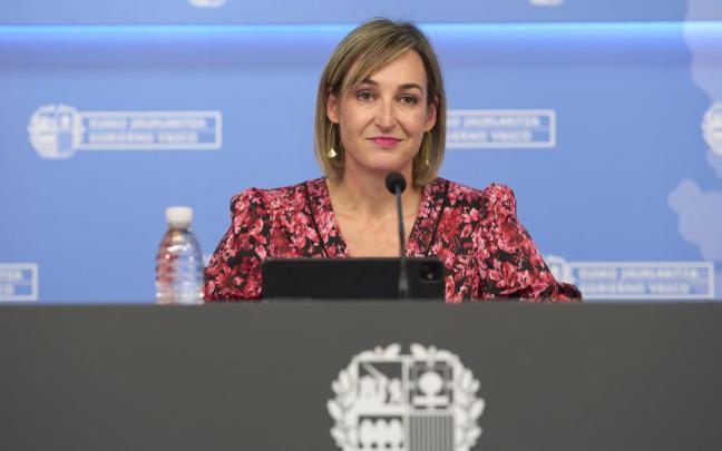 La portavoz del Gobierno vasco, María Ubarretxena, en una anterior comparecencia tras el Consejo / Efe La portavoz del Gobierno vasco, María Ubarretxena, en una anterior comparecencia tras el Consejo