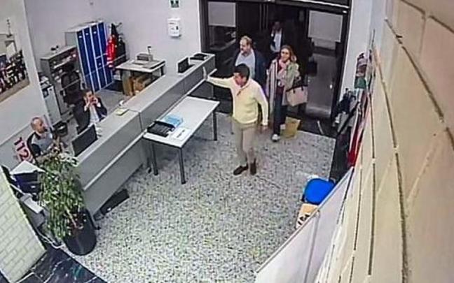 Llegada de Mazón al Cecopi el día de la Dana.