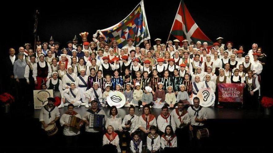 Ikuskizuna datorren zapatuan izango da