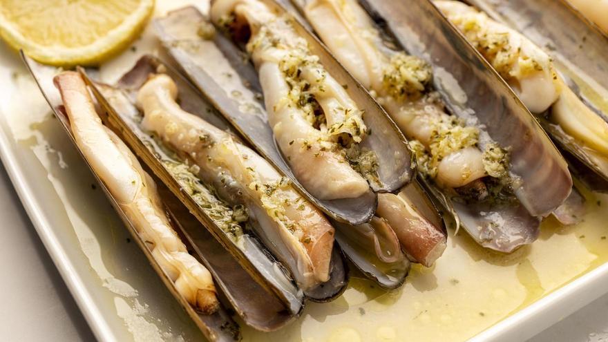 Unas navajas, o muergos, recién hechos.