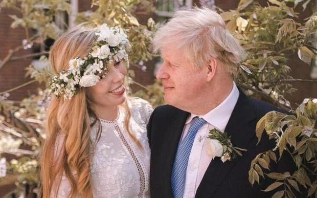 Carrie y Boris Johnson el día de su boda.