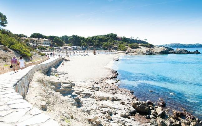 Playa de la Romana, en Peguera (Calvià).