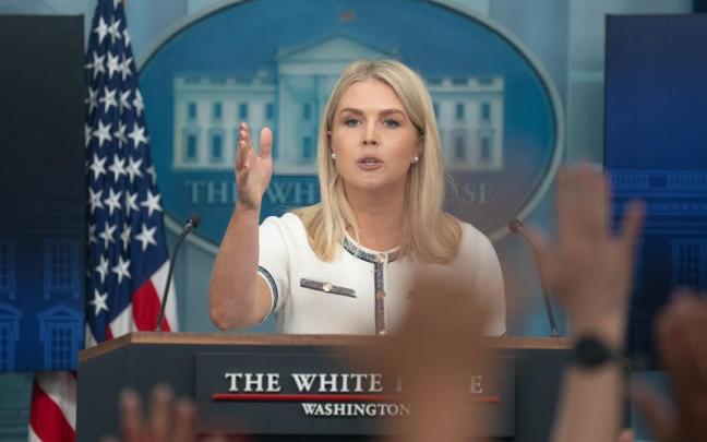 La jefa de prensa de la Casa Blanca, Karoline Leavitt