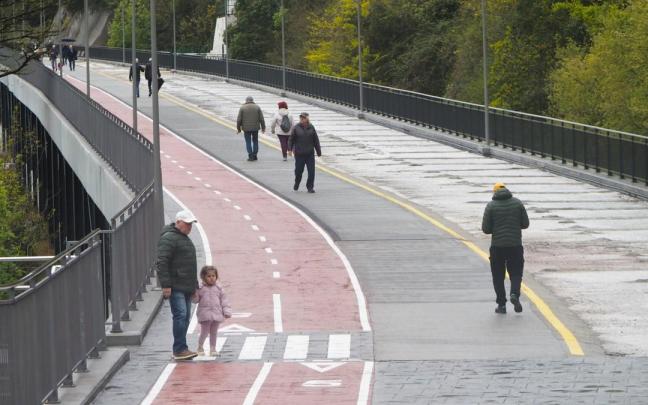 El desarrollo de las obras contempla la colocación de vegetación a lo largo del paseo.