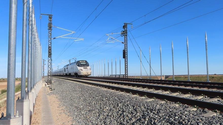 Tren de alta velocidad de Renfe.