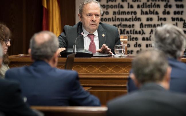 El exvicerrector de Relaciones Institucionales de la Universidad Complutense de Madrid (UCM), Juan Carlos Doadrio Villarejo, comparece ante la Comisión de Investigación del ‘caso Koldo’.
