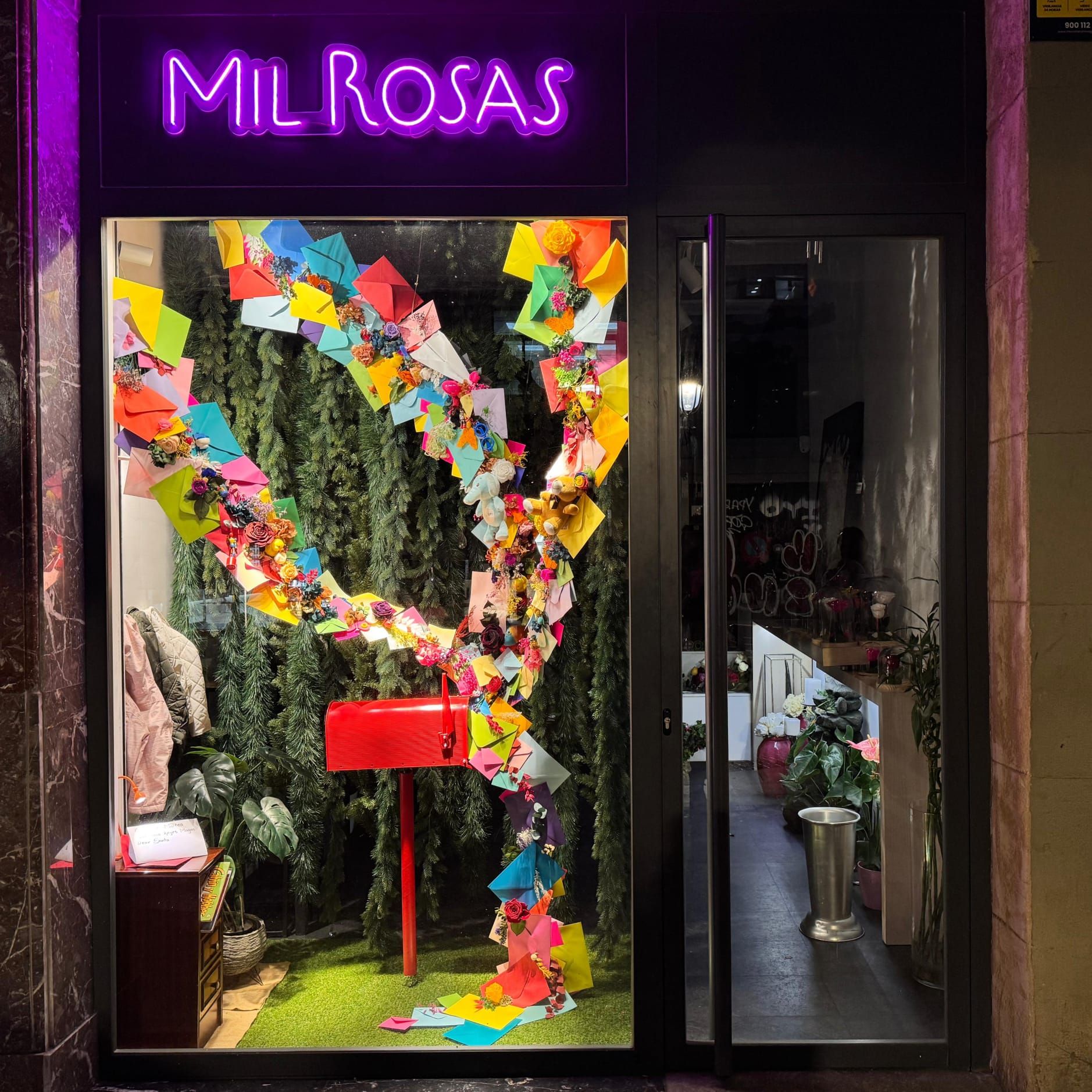 Mil Rosas Bilbao se ubica en Ercilla Kalea, nº 26.