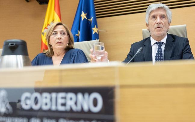 El ministro de Interior, Fernando Grande Marlasaka, durante una comparecencia ante la Comisión de Interior