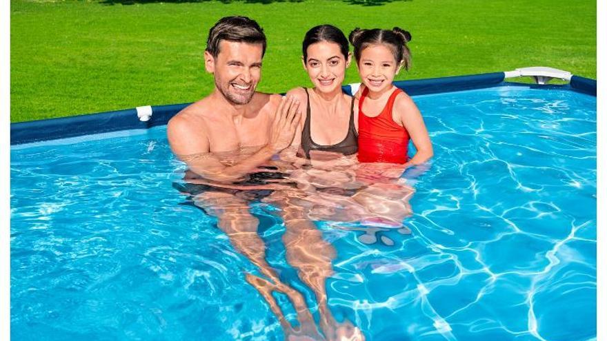 Otra imagen de la piscina Steel Pro Bestway de Lidl