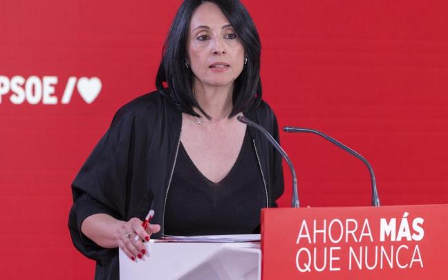 La secretaria de Organización del PSOE, Rebeca Torró, en una rueda de prensa tras la Ejecutiva Federal en Ferraz.