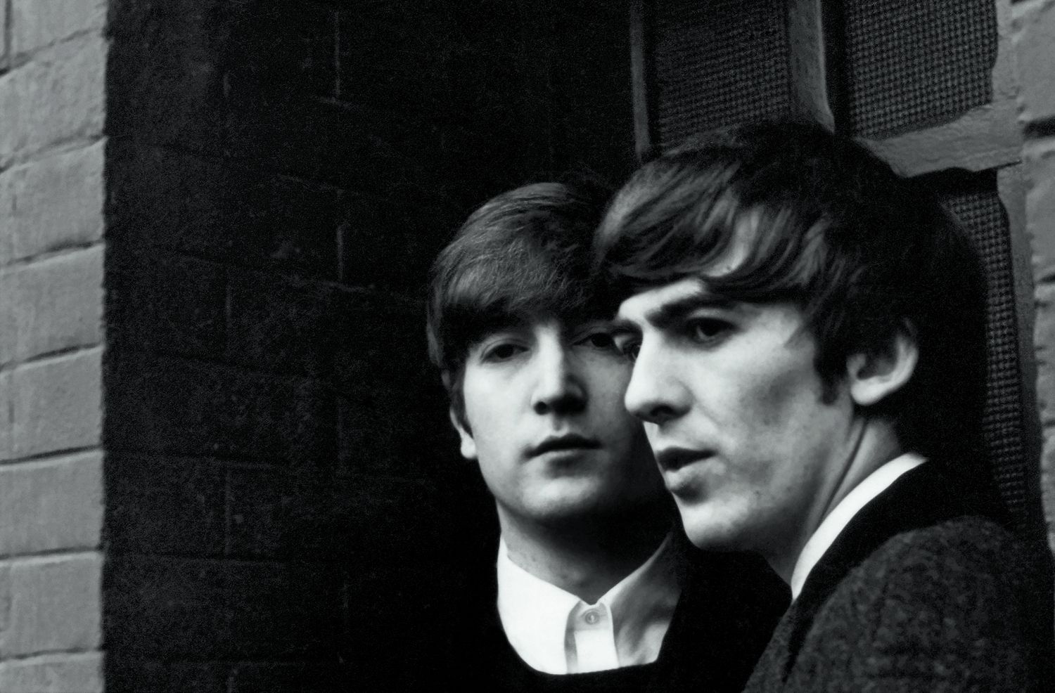 John y George, en París. 1964