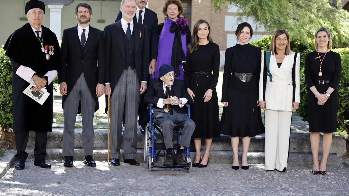 Álvaro Pombo recibe el Premio de Literatura en Lengua Castellana “Miguel de Cervantes” 2024.