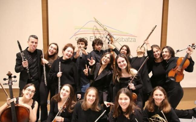 Easo Sinfonietta interpretará obras de Manuel de Falla y Carl Reickneke / E.S. Easo Sinfonietta interpretará obras de Manuel de Falla y Carl Reickneke