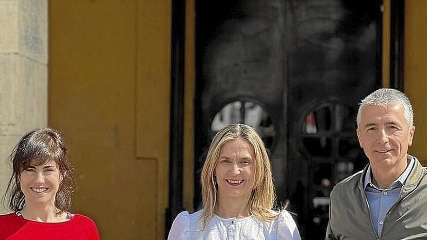 Maitane Álvarez, Leire Artola y Kepa Zubiarrain. | FOTO: N.G.