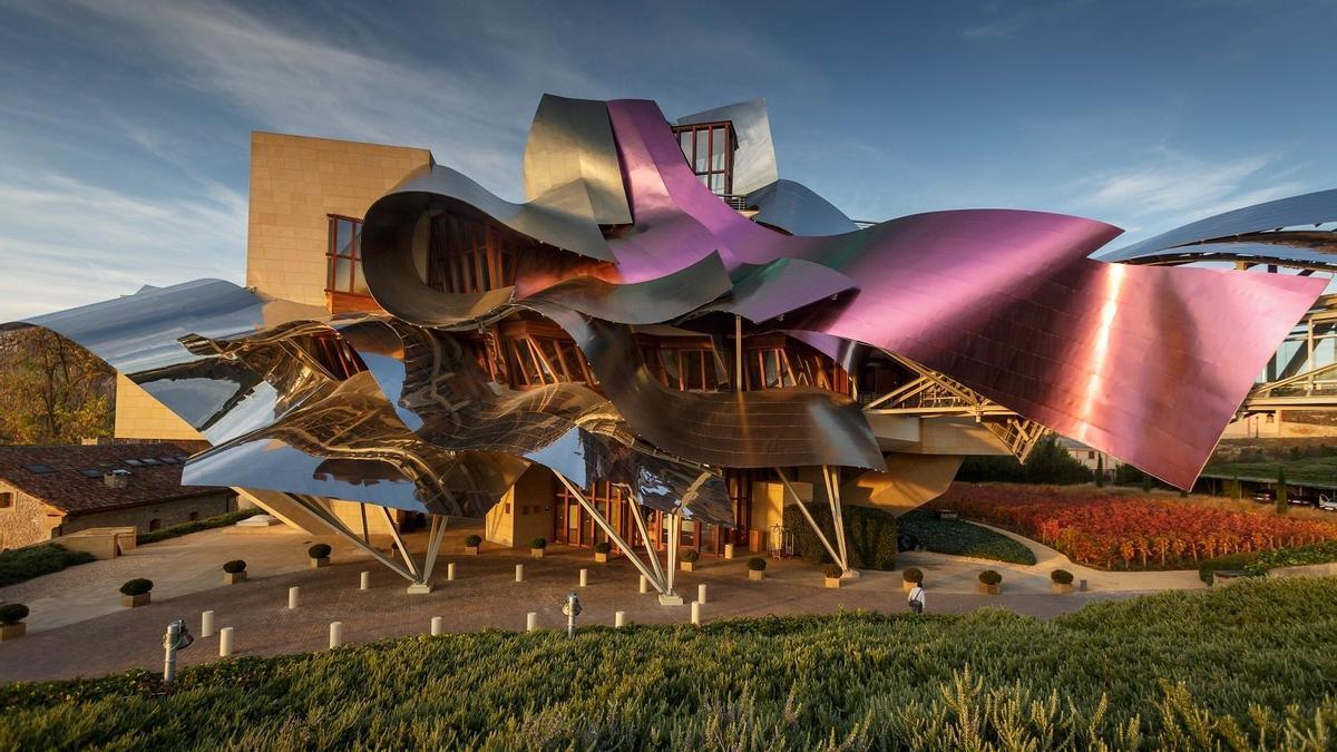 Fachada de Marqués de Riscal.
