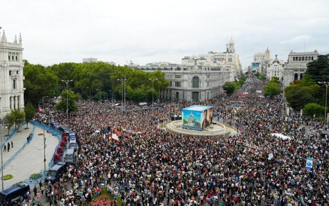 En imágenes: Miles de manifestantes abarrotan las calles de Madrid por la crisis de la vivienda