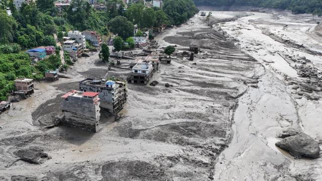 Las inundaciones en Nepal dejan casi un centenar de fallecidos y cientos de desaparecidos