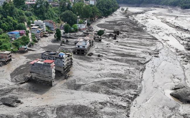 Las inundaciones en Nepal dejan casi un centenar de fallecidos y cientos de desaparecidos