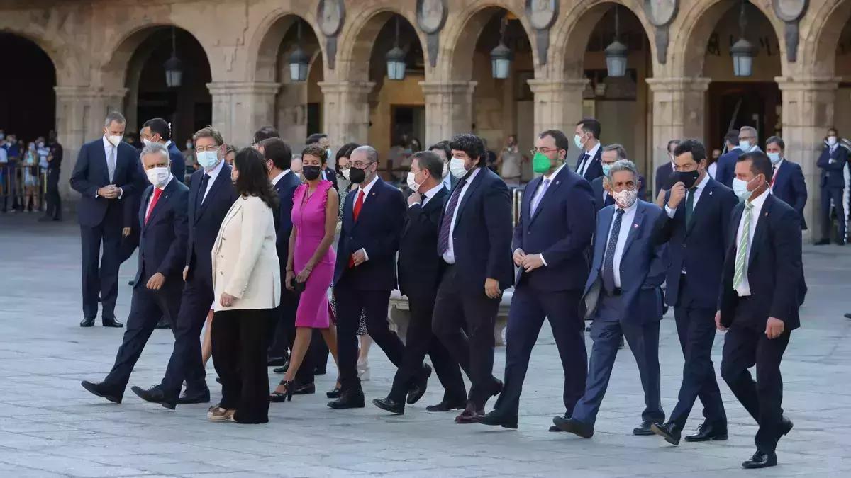 Los presidentes autonómicos durante a Conferencia convocada por Sánchez en 2021.