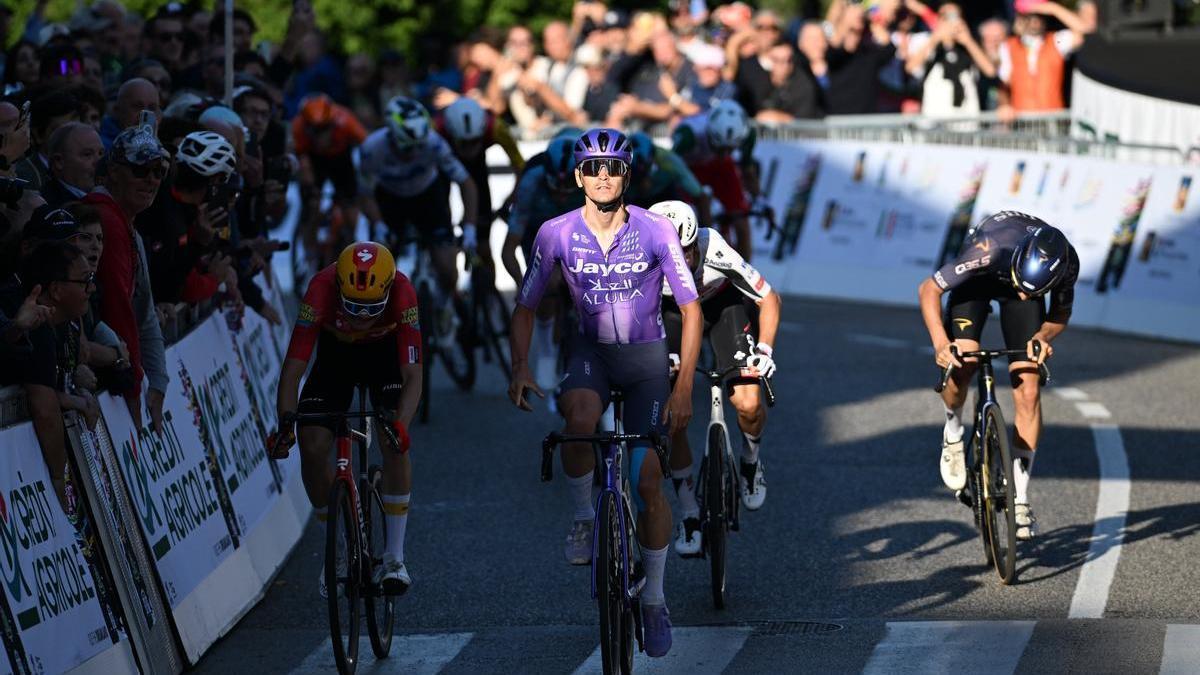 Covi, vencedor del Giro del Veneto.
