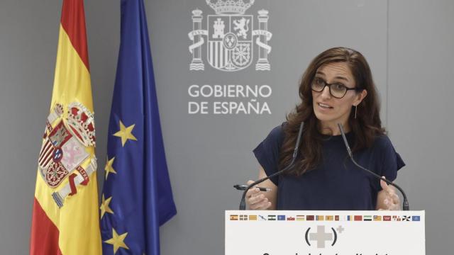La ministra de Sanidad, Mónica García, tras la reunión extraordinaria telemática del Consejo Interterritorial de Salud.