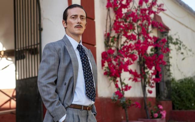 El actor algecireño Víctor Clavijo, en una escena de la serie ‘El Marqués’