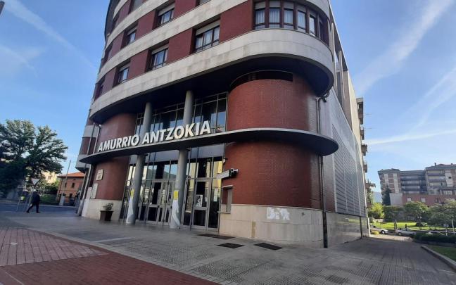 Exterior de Amurrio Antzokia / Araceli Oiarzabal Exterior de Amurrio Antzokia