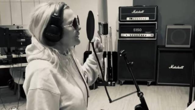 Amaia Montero grabando los nuevos temas de 'LODVG'