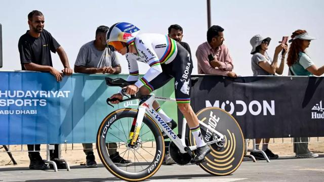 Evenepoel, durante la victoriosa crono.