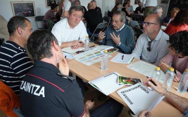 En el encuentro participaron diferentes instituciones, entidades y agentes de la comarca