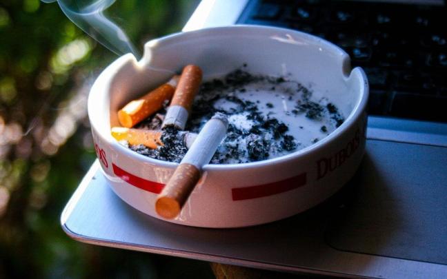 Tabaco o alcohol, ¿cuál es más dañino para la salud?