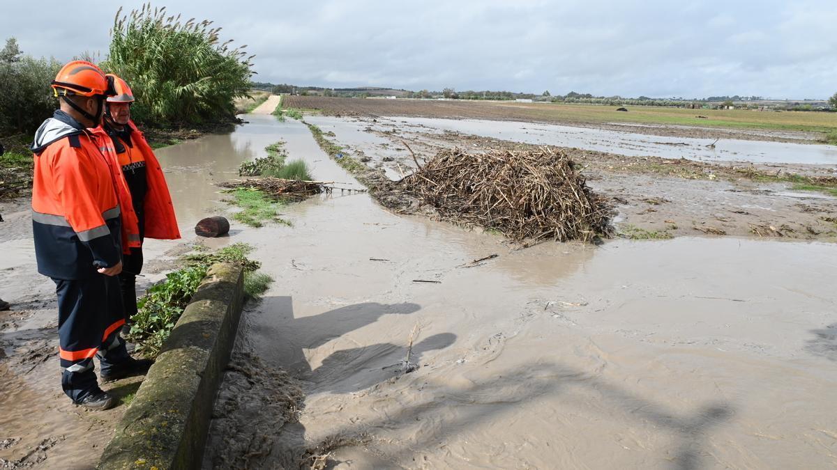 Zona anegada de agua por las lluvias en San Isidro del Guadalete, Jerez de la Frontera