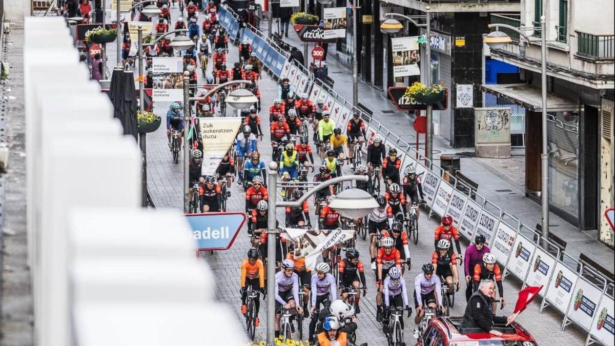 Eibar se convertirá en la meca del ciclismo de Euskadi los días 12 y 13 de abril de la mano de la disputa de la etapa final de la Itzulia-Vuelta al País Vasco y la Itzulia Basque Challenge