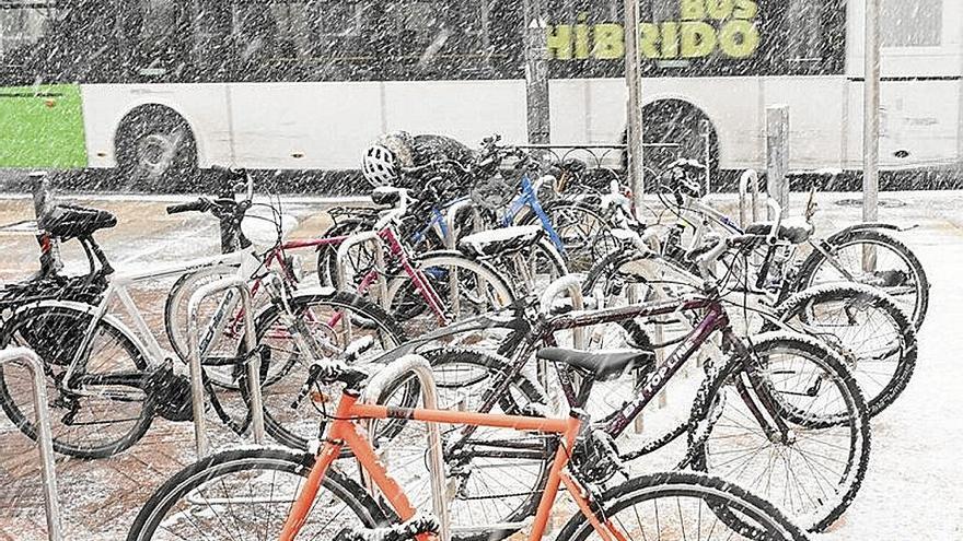 El de ayer no fue el mejor día para circular en bicicleta.