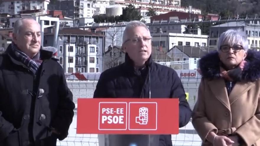 Iñaki Arriola, José Ignacio Asensio e Izaskun Gómez, este domingo en Pasaia