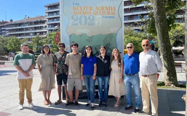 Presentación de la agenda cultural organizada para el verano por el Ayuntamiento de Irun.
