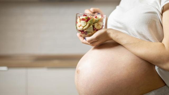 Una alimentación sana es importante para salud de una embarazada y el correcto desarrollo del feto. / V.G. Una alimentación sana es importante para salud de una embarazada y el correcto desarrollo del feto.