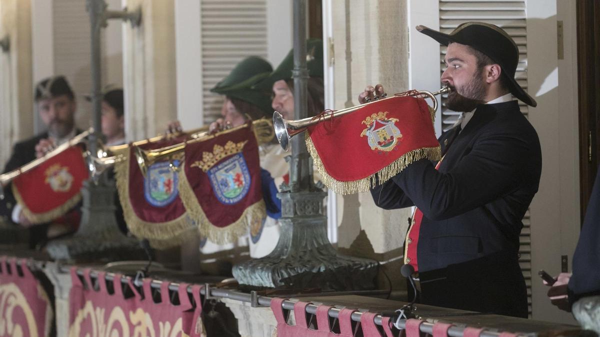 San Prudentzio eta Estibalizko Andra Mariaren jaietako pregoia, erretreta eta zortzikoa 'streaming' bidez emango dira.