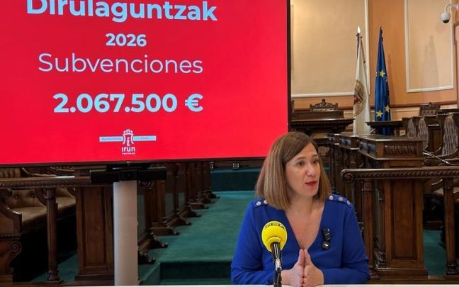 La alcaldesa de Irun, Cristina Laborda, esta mañana en la Sala Capitular del Ayuntamiento.