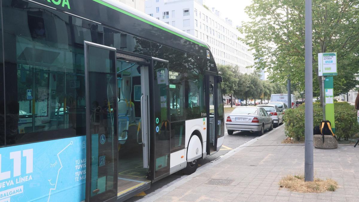 En imágenes: Vitoria estrena nueva línea de Tuvisa