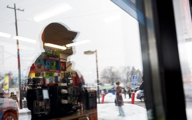 El hombre que inmigración han matado a tiros en Minéapolis tenía 37 años y permiso de armas