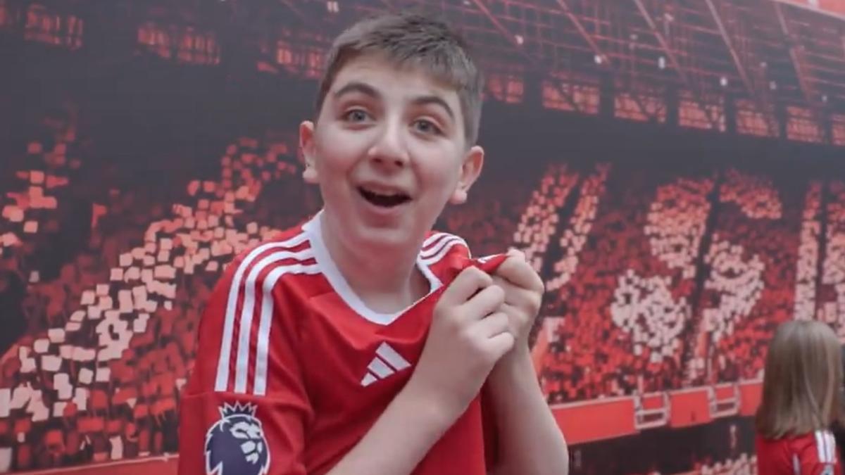 Jesús, emocionado al ver a su jugador favorito.