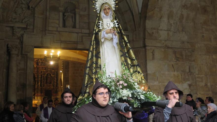 La procesión de la Pasión de Legazpi.