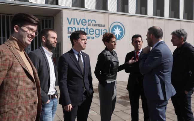 Chivite y el consejero Irujo en la presentaci&oacute;n del nuevo proyecto de inversi&oacute;n de la empresa Messer Ib&eacute;rica