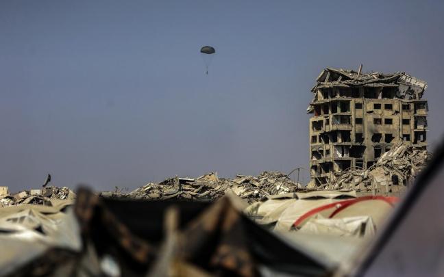 La ciudad de Gaza, arrasada por los ataques israelíes.