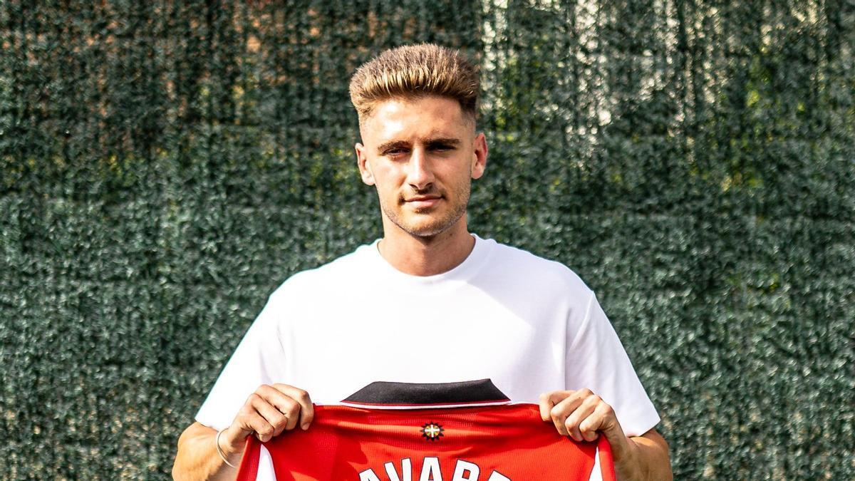 Athletic Clubek Robert Navarro fitxatu du 2030era arte.