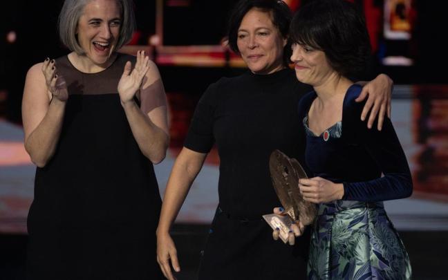 El equipo de '20.000 especies de abejas', una de las favoritas de los Goya.