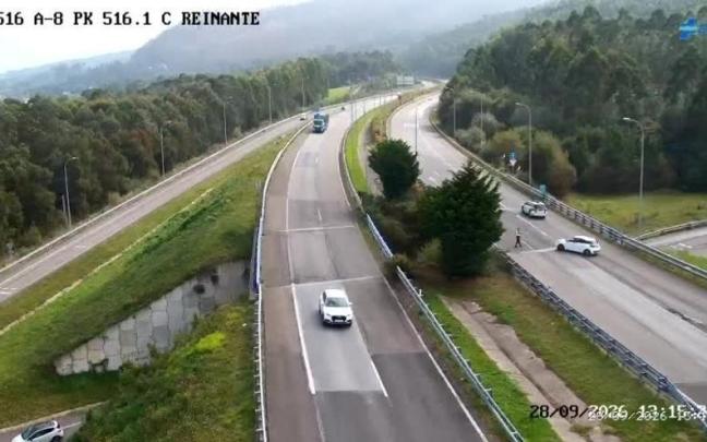 Zona del siniestro registrado en la A-8, en Ribadeo (Lugo).